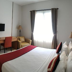 Sany Rosa Hotel